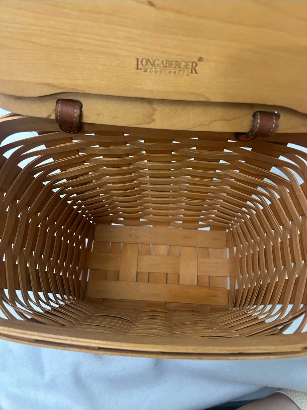 Longaberger 2000 Medium Mail Basket